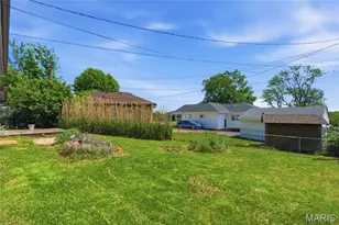 2430 Telegraph Rd, Saint Louis, MO 63125 - Photo 32