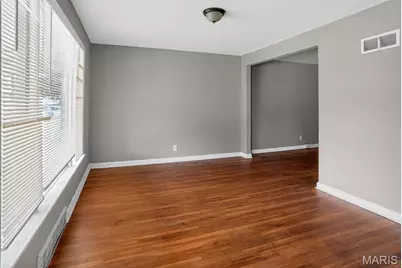 9243 Filibert Drive, Bellefontaine Neighbors, MO 63137 - Photo 26