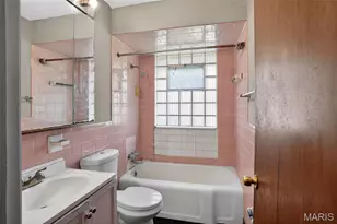 9243 Filibert Dr, Bellefontaine Neighbors, MO 63137 - Photo 22