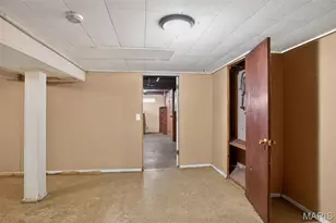 9243 Filibert Dr, Bellefontaine Neighbors, MO 63137 - Photo 16