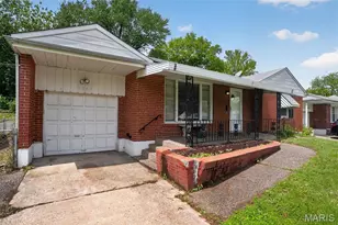 9243 Filibert Dr, Bellefontaine Neighbors, MO 63137 - Photo 4
