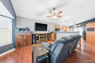 1818 Florine Ct, Saint Charles, MO 63303 - Photo 8