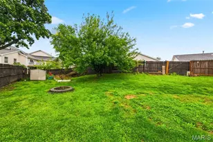 1818 Florine Ct, Saint Charles, MO 63303 - Photo 40