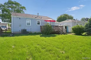 831 Loekes Dr, Florissant, MO 63031 - Photo 18