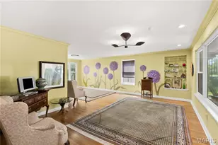 1140 E Parkedge Ln, University City, MO 63130 - Photo 6