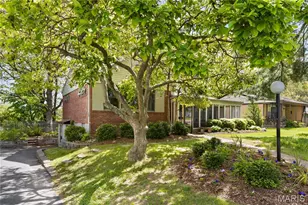 1140 E Parkedge Ln, University City, MO 63130 - Photo 2