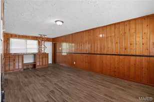 9922 Norwich Dr, Saint Louis, MO 63137 - Photo 20