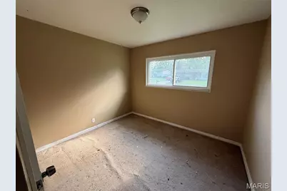 9715 Tullamoor Drive, Saint Louis, MO 63136 - Photo 18