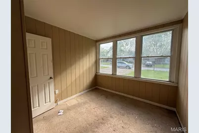 9715 Tullamoor Drive, Saint Louis, MO 63136 - Photo 10