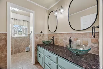 20200 NW Oakwood Drive, Lebanon, MO 65536 - Photo 30