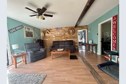 323 Shamrock Lane, Bourbon, MO 65441 - Photo 10