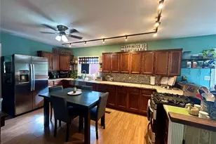 323 Shamrock Ln, Bourbon, MO 65441 - Photo 8