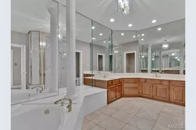 13004 Pembrooke Valley Court, Saint Louis, MO 63141 - Photo 18