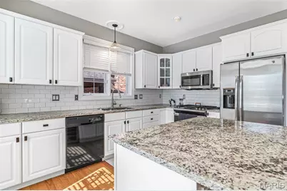 420 Wellington Place, Farmington, MO 63640 - Photo 8