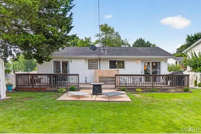 12011 Wesford Drive, Maryland Heights, MO 63043 - Photo 22