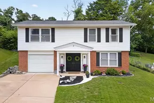 12011 Wesford Dr, Maryland Heights, MO 63043 - Photo 1