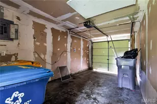 9827 Lorna Ln, Saint Louis, MO 63136 - Photo 22