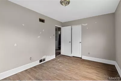 9827 Lorna Lane, Saint Louis, MO 63136 - Photo 20