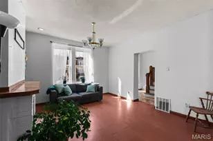 915 Bates St, Saint Louis, MO 63111 - Photo 4