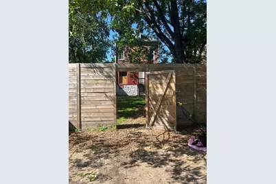 915 Bates Street, Saint Louis, MO 63111 - Photo 34