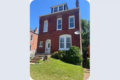 915 Bates Street, Saint Louis, MO 63111 - Photo 1