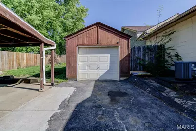 9721 Midland Boulevard, Overland, MO 63114 - Photo 40