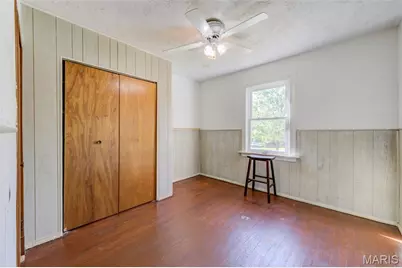 9721 Midland Boulevard, Overland, MO 63114 - Photo 14