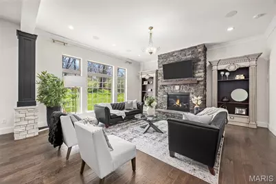 5 Watch Hill Road, Ladue, MO 63124 - Photo 8