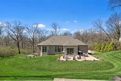 5 Watch Hill Road, Ladue, MO 63124 - Photo 2