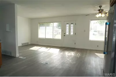 7916 Birkenhead Drive, Marlborough, MO 63123 - Photo 2