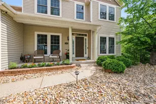 720 Brook Manor Ct, Lake Saint Louis, MO 63367 - Photo 4