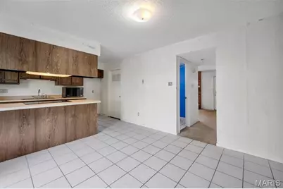 21 Park Charles Boulevard S #B, Saint Peters, MO 63376 - Photo 8