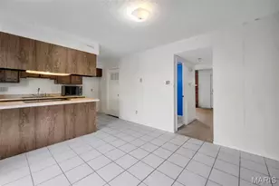 21 Park Charles Blvd S, Saint Peters, MO 63376 - Photo 8