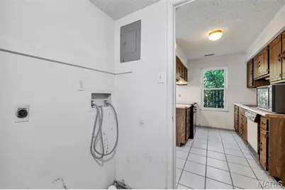 21 Park Charles Boulevard S #B, Saint Peters, MO 63376 - Photo 16
