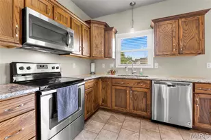 630 Oak Meadow Dr, Jackson, MO 63755 - Photo 10