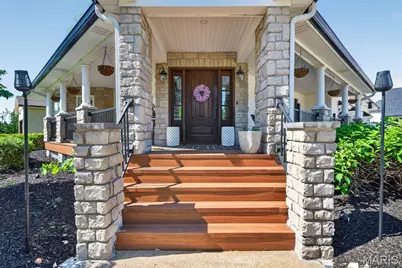 9801 Hilltop Drive, Sunset Hills, MO 63128 - Photo 6