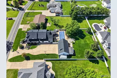 9801 Hilltop Drive, Sunset Hills, MO 63128 - Photo 82