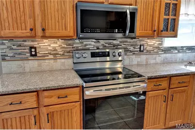 395 Bridgewater Heights Drive, Villa Ridge, MO 63089 - Photo 6