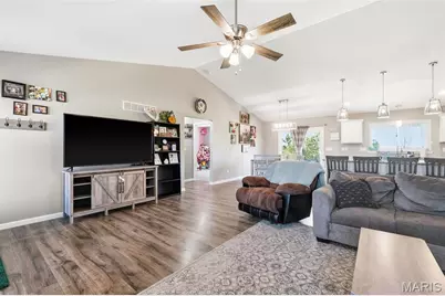 150 Moore Estates Drive, Troy, MO 63379 - Photo 6