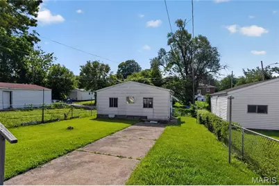 3502 West Place, Saint Louis, MO 63121 - Photo 8