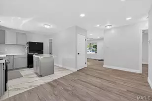2508 Countess Dr, Saint Louis, MO 63136 - Photo 8