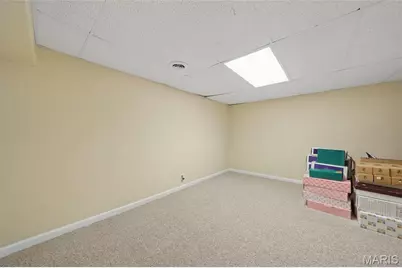 329 Meadowbrook Drive, Ballwin, MO 63011 - Photo 34
