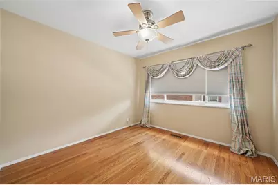 329 Meadowbrook Drive, Ballwin, MO 63011 - Photo 26