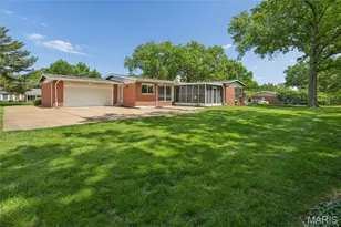 329 Meadowbrook Dr, Ballwin, MO 63011 - Photo 40