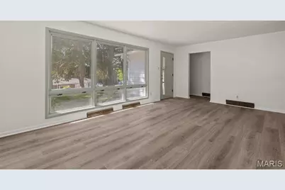 425 Powell Avenue, Saint Louis, MO 63135 - Photo 6