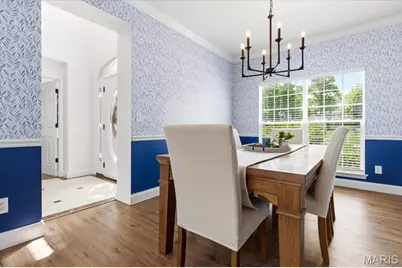 21 W Waymire Avenue, Saint Louis, MO 63119 - Photo 6