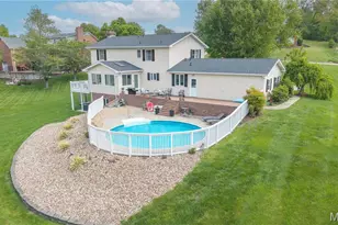 1401 Wedgewood Dr, Jackson, MO 63755 - Photo 2