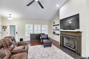 261 Rockport Dr, Troy, MO 63379 - Photo 10