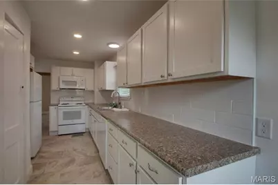 728 Pine Street, Hannibal, MO 63401 - Photo 10