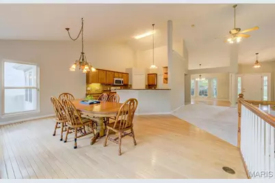 819 Hidden Spring Drive, Saint Charles, MO 63304 - Photo 10